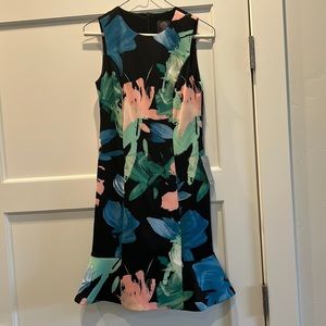 NWT Vince Camuto Floral Pattern Dress